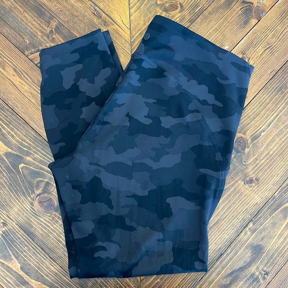 Lululemon Wunder Train 25” leggings